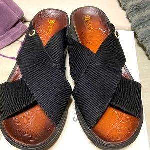 Bzees black sandals 7W